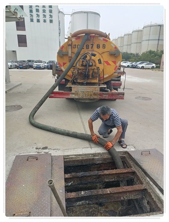 蚌山隔油池清掏